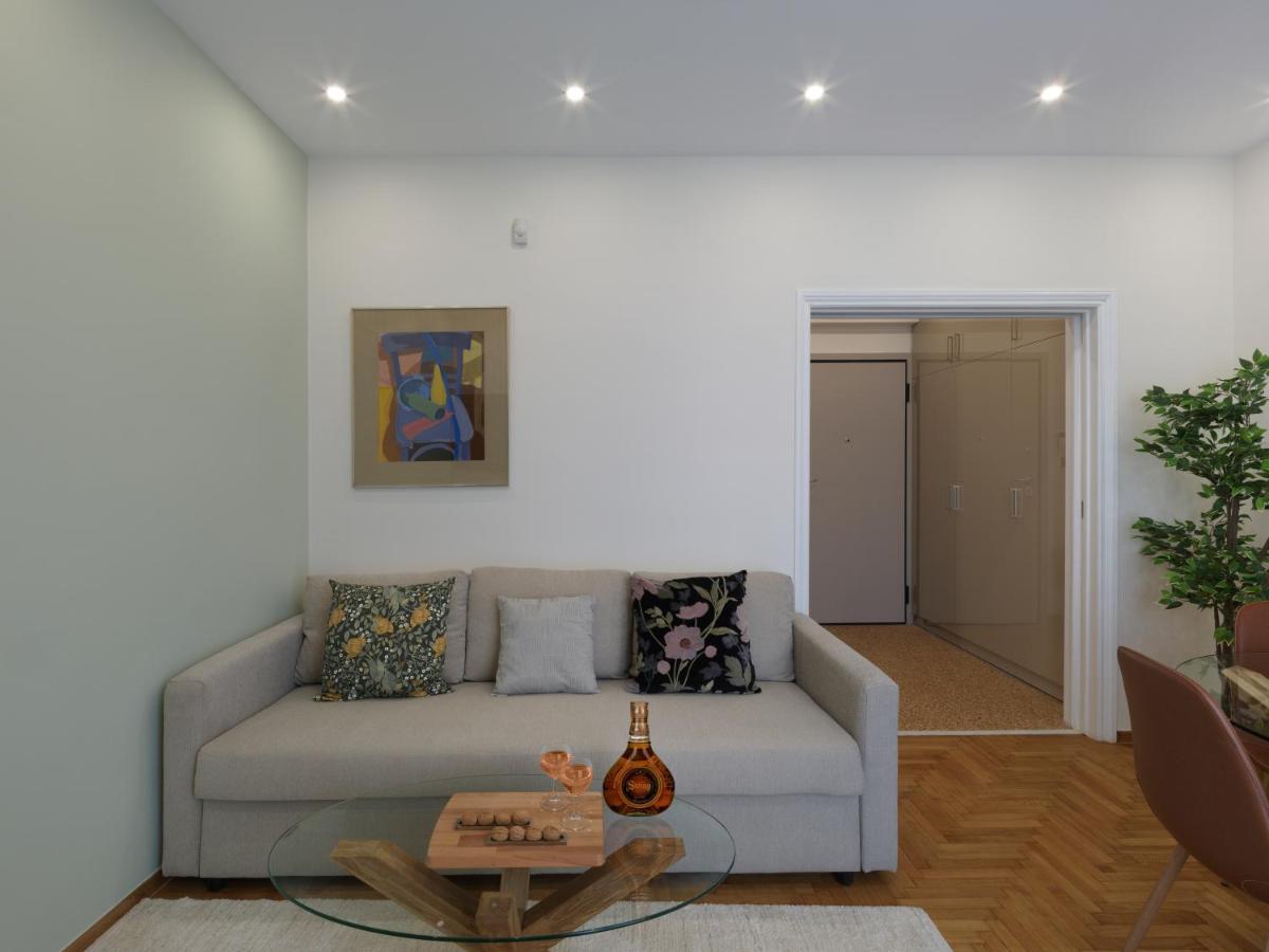 Metro Fix Apartment 雅典 外观 照片